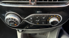 Renault Clio 0.9 TCE 90 Signature Nav 5dr Petrol Hatchback